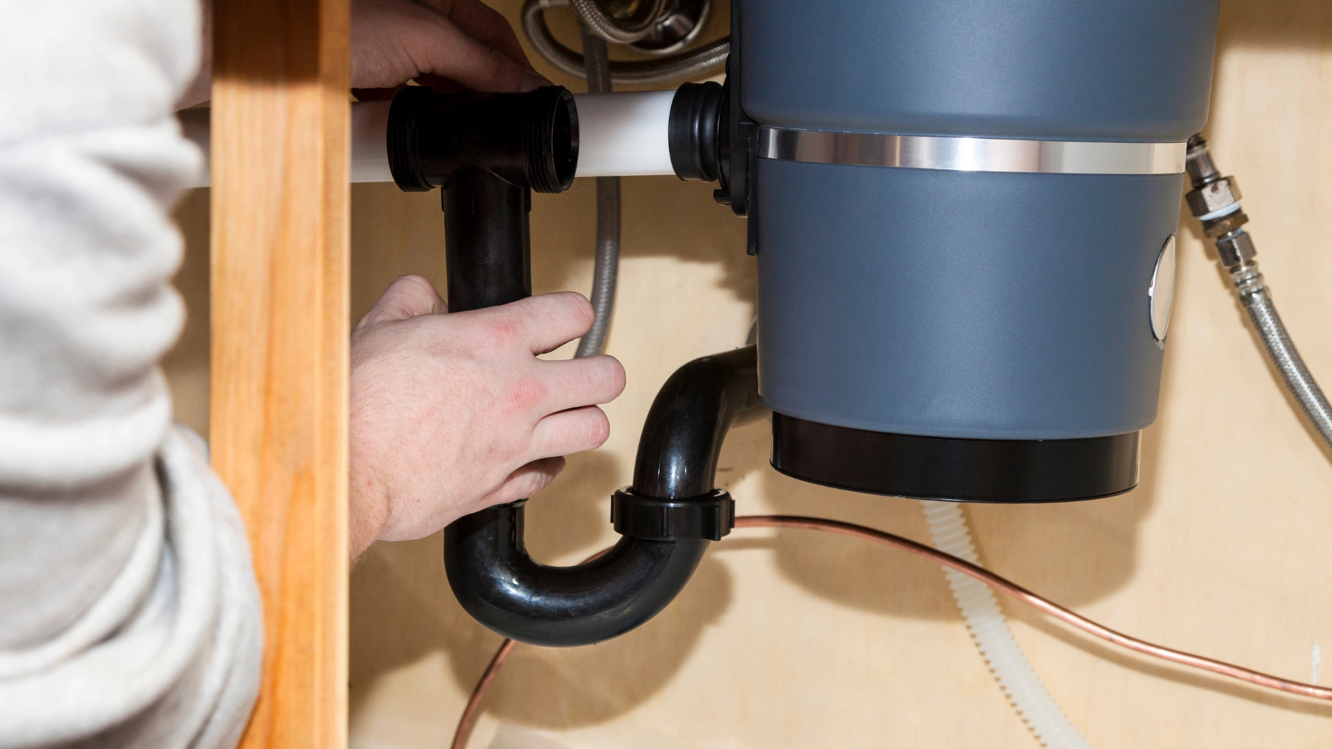 Garbage disposal repair & installation